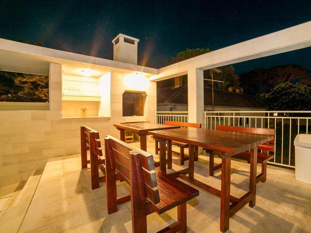 Sea Point Apart Hotel Tivat Exterior photo